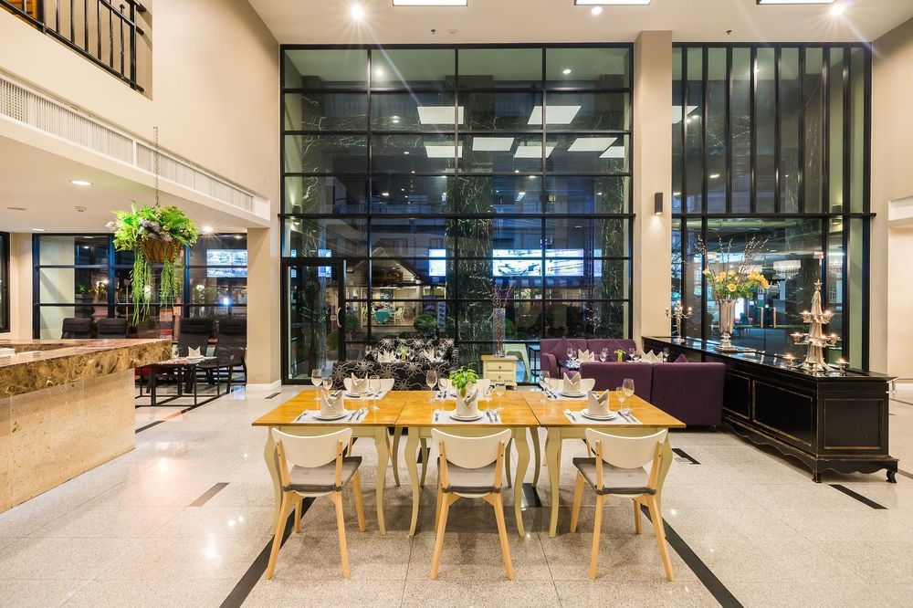 Sea Me Spring Hotel Pattaya Exterior foto