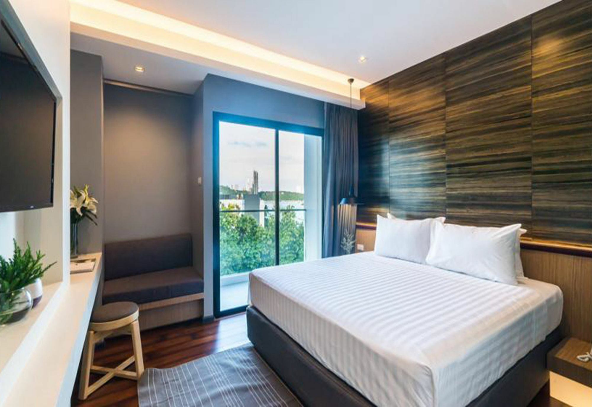 Sea Me Spring Hotel Pattaya Exterior foto
